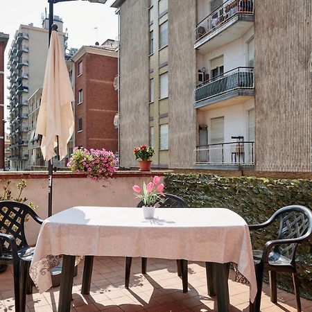 Terrazza Di Alfieri - Alloggio Con Terrazza Privata Nel Centro Di Асти Экстерьер фото