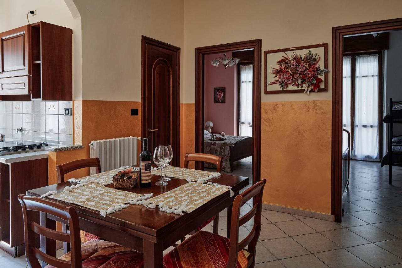 Terrazza Di Alfieri - Alloggio Con Terrazza Privata Nel Centro Di Асти Экстерьер фото